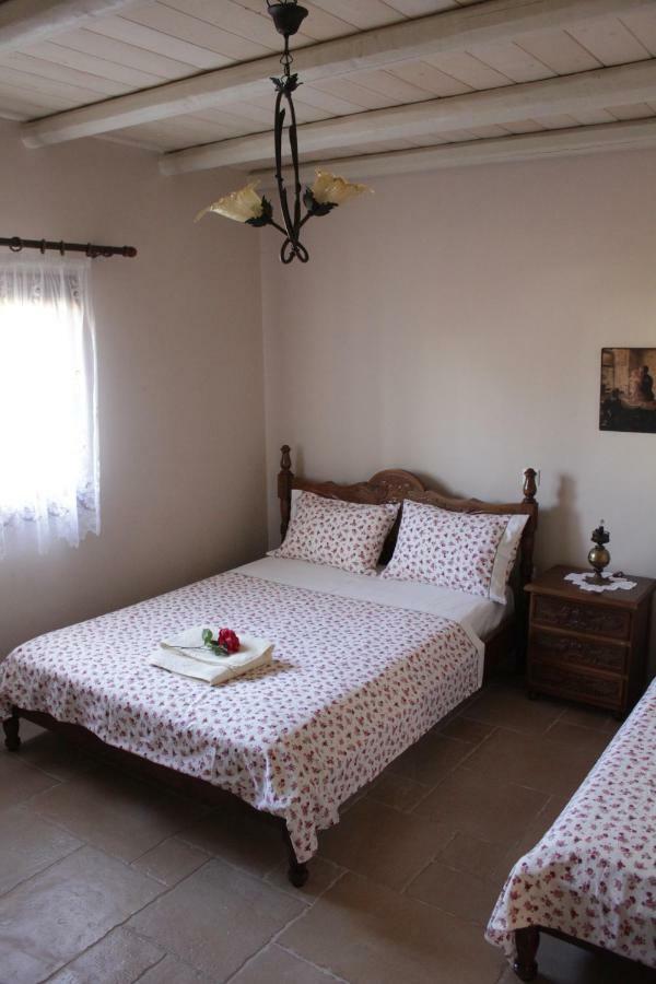*Villa Pap-Live The Greek Hospitality In A Village* Nea Sampsounta Kültér fotó